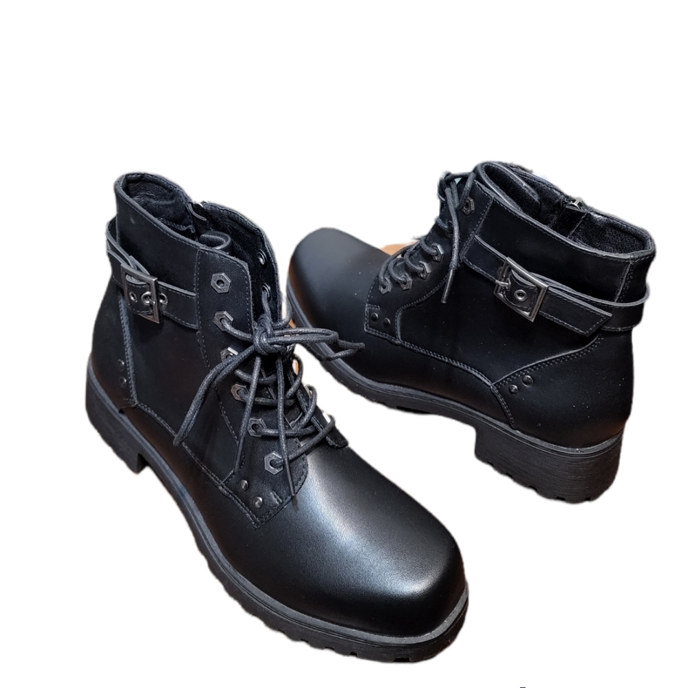 Milwaukee Riders Boots - Picture 2 of 4